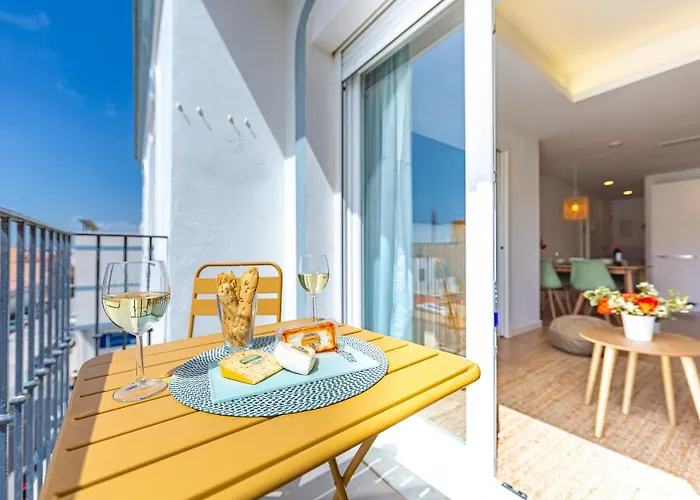 Ventura- Centric, Pool, Wifi And Parking